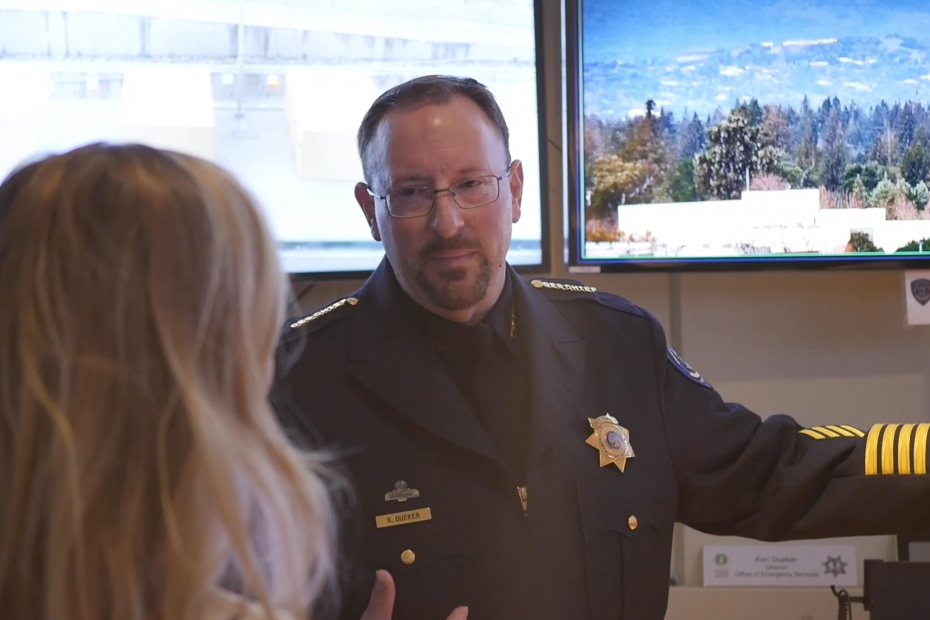 Ken Dueker, Director of the Palo Alto Office of Emergency Services, speaks with Perimeter founder Bailey Farren.